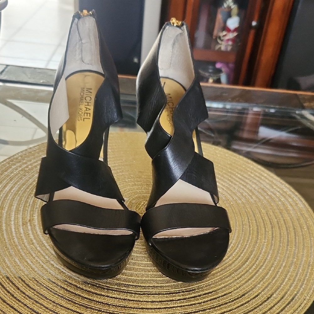 Michael Kors Elena Black Leather Strappy Heels Size 8.5